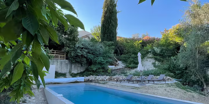 Coeur Luberon piscine 4